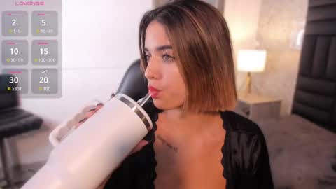 Hanna  online show from March 6, 12:10 am