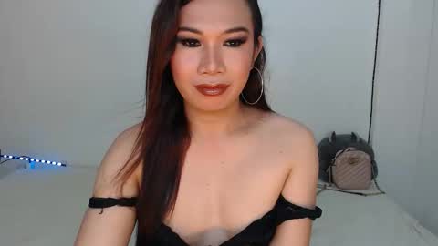 Hannah online show from September 10, 2:23 am