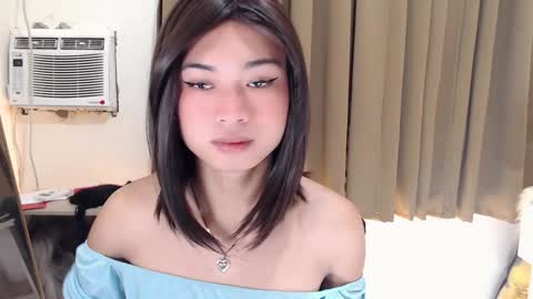 Snapshot of hannah_davis69 chatting on February 26, 12:41 am Alex online show from February 26, 12:41 am