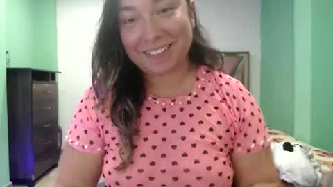 hannahevans2 online show from June 6, 1:55 am