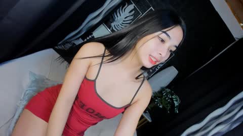 Hannah online show from February 26, 1:14 am