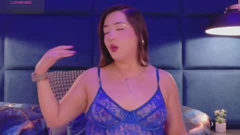 hannaprada1 online show from June 3, 11:46 am
