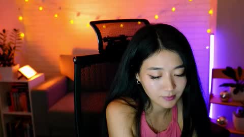 hannarosie online show from October 5, 7:21 pm