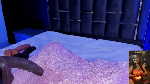 Hannasscott online show from October 29, 1:13 pm