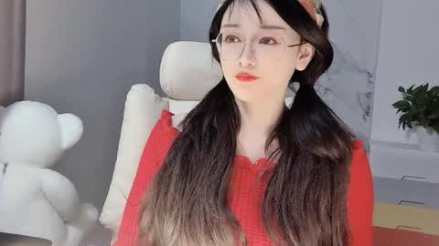 Daisy online show from February 17, 1:55 pm