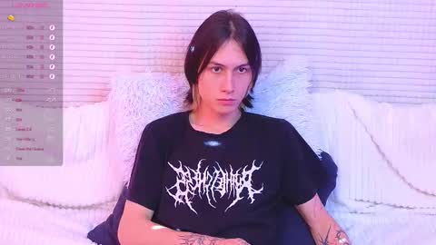 Mark online show from October 9, 10:32 am