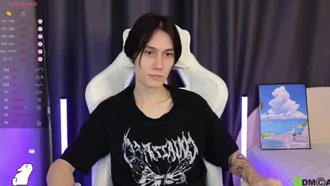 Mark online show from February 21, 8:56 pm