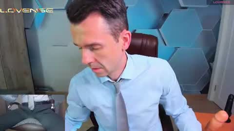 Steve online show from June 8, 5:52 am