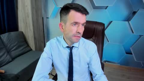 Steve online show from November 13, 1:47 pm