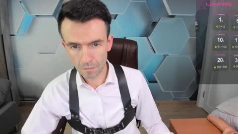 Steve online show from February 9, 12:09 pm