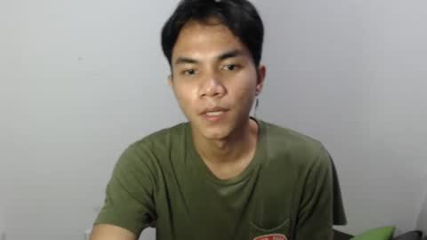 hard_bry online show from March 12, 6:43 pm