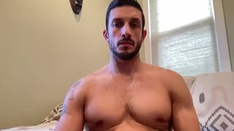 hard_runner_ online show from November 6, 4:21 pm