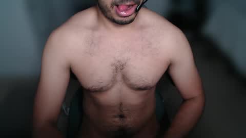 Snapshot of hardandhornyandbrown chatting on February 28, 9:04 am H online show from February 28, 9:04 am