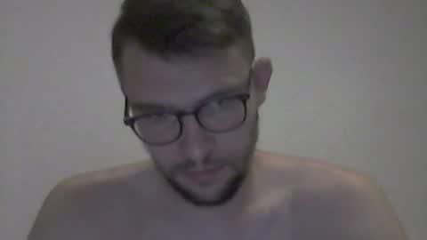 hardboylovemilfmoom online show from June 18, 7:08 pm