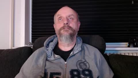 MrLazy online show from December 22, 6:47 pm