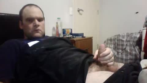 hardnthick1988 online show from May 7, 1:18 pm
