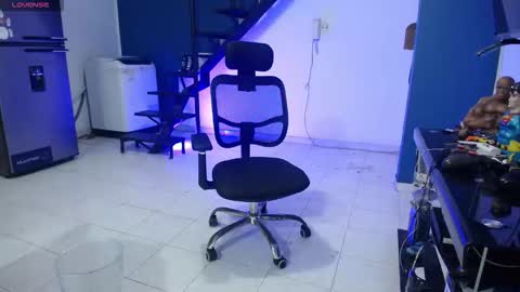 Andres Dean online show from February 17, 10:31 pm