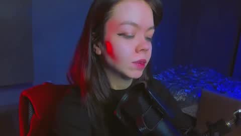 Snapshot of haribo_asmr chatting on January 25, 12:58 pm Miss Hari online show from January 25, 12:58 pm