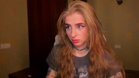 Julia online show from November 7, 5:43 am