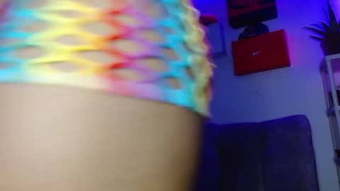 harley_quinnn111 online show from January 9, 8:22 pm