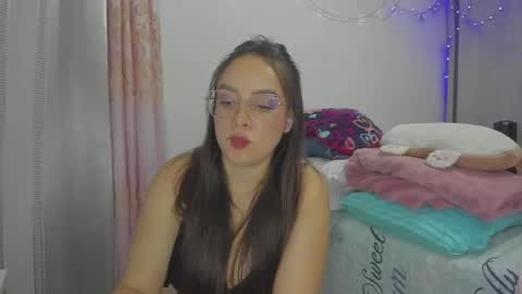 Natii  online show from May 16, 11:03 pm