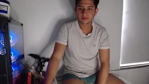 harold_18_ online show from September 19, 9:07 pm