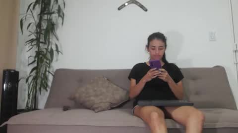 hannaandharri online show from April 22, 3:24 am