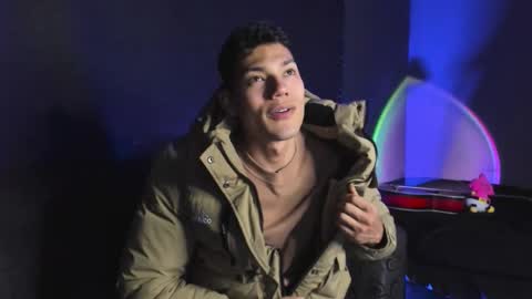  ... online show from October 12, 5:11 am