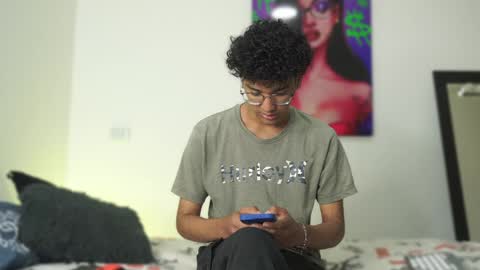 HARRY online show from December 13, 1:33 pm