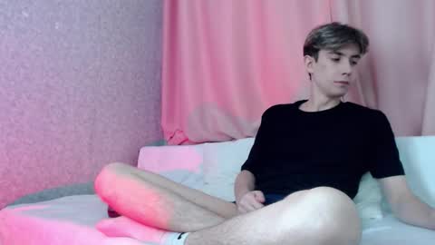 harvey_foster online show from December 17, 3:30 pm