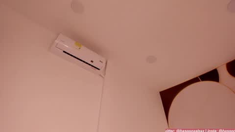 has_gonzalezz online show from February 21, 6:27 am