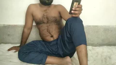 Snapshot of hasib212 chatting on October 24, 9:43 am Mr. Devil online show from October 24, 9:43 am