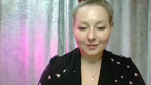 Karrra online show from February 16, 8:00 pm