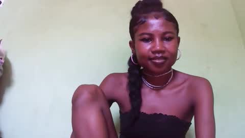 hasleyinah online show from April 14, 11:57 am