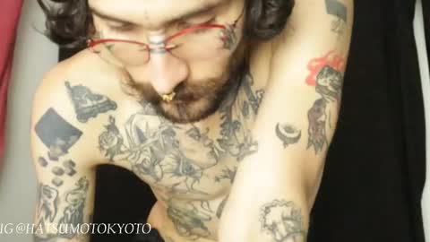 Snapshot of hatsumotokyoto chatting on February 17, 10:49 pm More content 2 online show from February 17, 10:49 pm