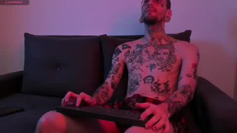 Snapshot of hatsumotokyoto chatting on October 30, 6:08 pm More content 2 online show from October 30, 6:08 pm