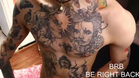 Snapshot of hatsumotokyoto chatting on February 2, 12:19 am More content 2 online show from February 2, 12:19 am