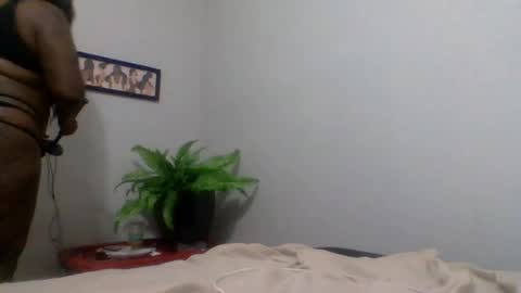 hawtchoc37 online show from June 22, 7:16 am