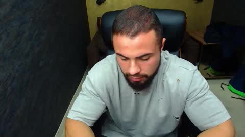 HayesWood online show from October 29, 6:04 am