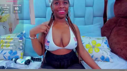 hazel_lanee online show from November 24, 5:28 am