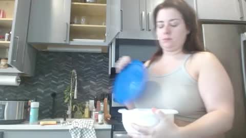 Hazel online show from March 1, 7:59 pm