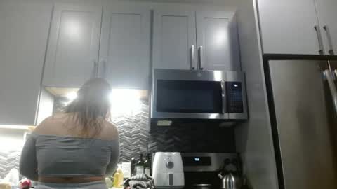 Hazel online show from February 25, 1:30 am