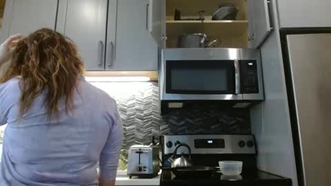 Hazel online show from February 23, 10:20 pm