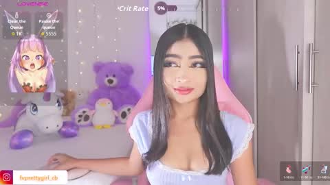 Snapshot of hazelbabee_ chatting on September 16, 7:33 am Lynn online show from September 16, 7:33 am