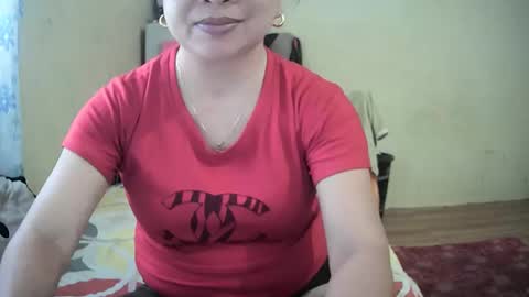 Snapshot of hazeldhane chatting on December 2, 5:19 am hazeldhane online show from December 2, 5:19 am