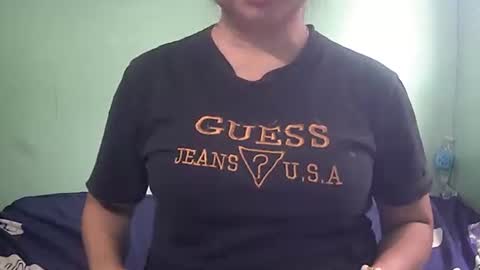 Snapshot of hazeldhane chatting on October 29, 4:47 am hazeldhane online show from October 29, 4:47 am