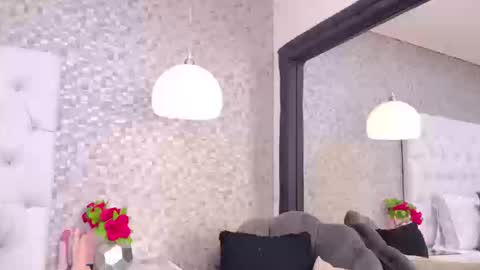 HazelMoret online show from September 9, 7:58 pm