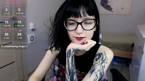 hazeltompson online show from October 2, 5:12 pm