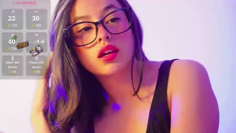 hearmymoans_18 online show from November 15, 7:59 pm