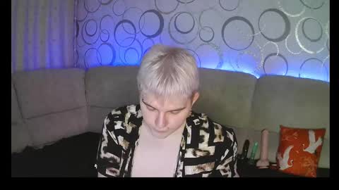 Justin online show from February 12, 7:39 pm